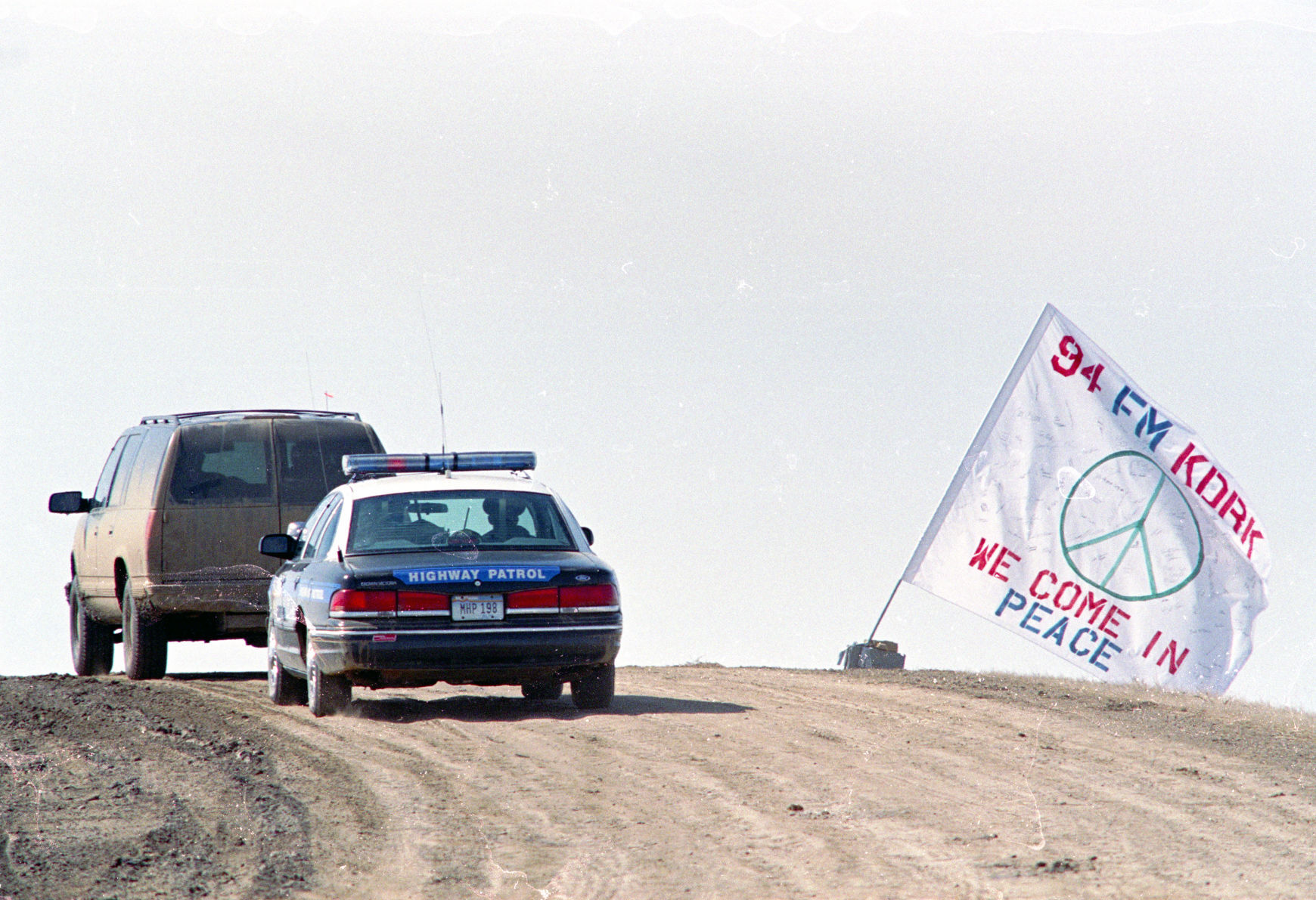 Negotiators leave Justus Township, April 1996